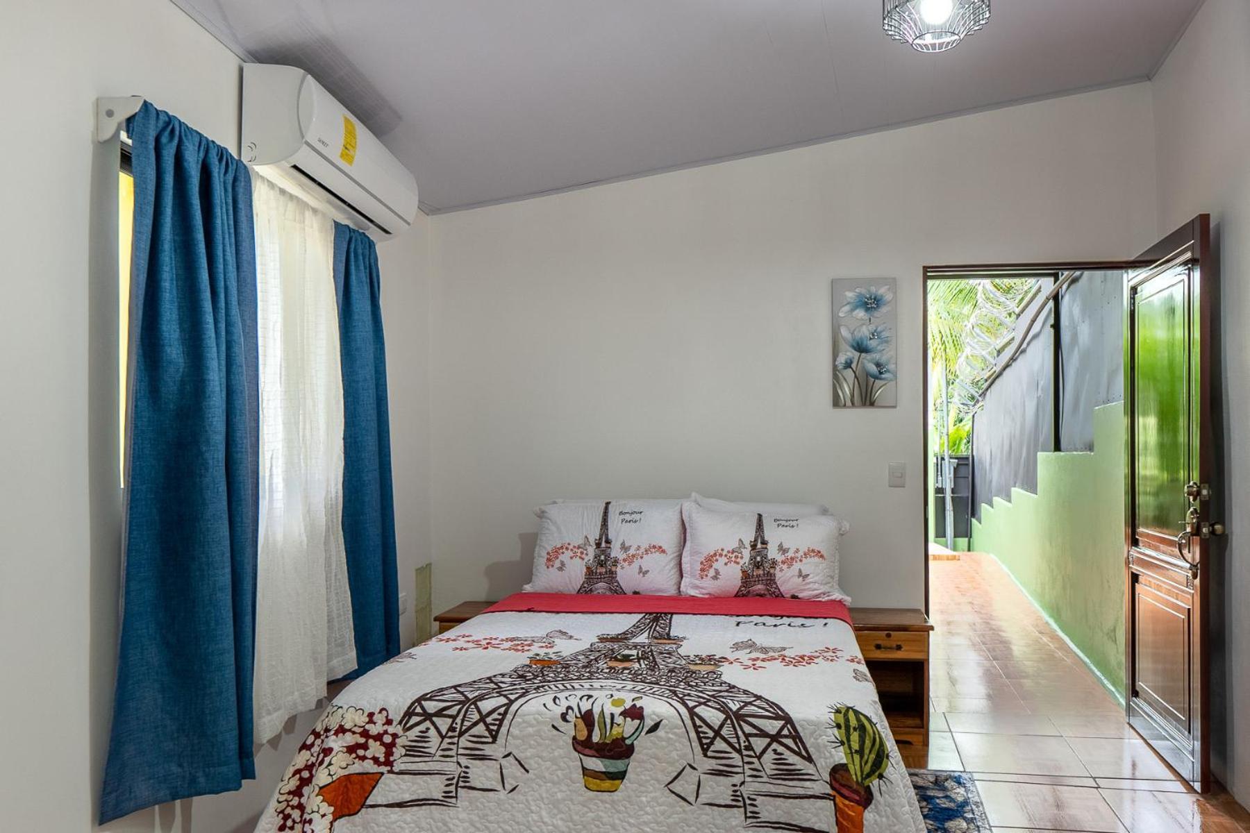 Yellow House เกโปส ภายนอก รูปภาพ